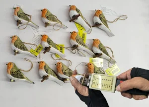 carved-wood-robin-bird-crafts-quality-control