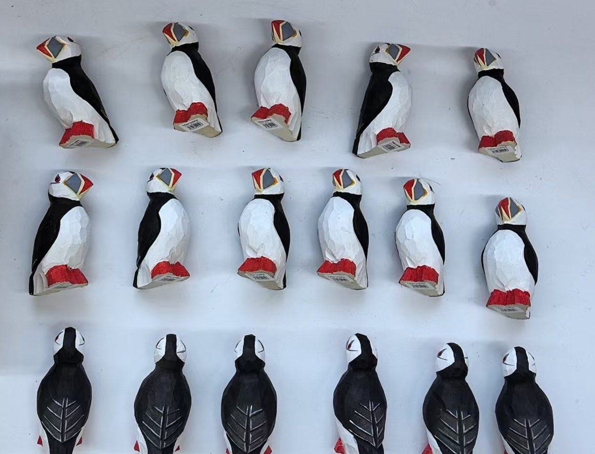 Hand-carved standing wooden puffin figurines 8-10cm, hand-painted with species-accurate detail